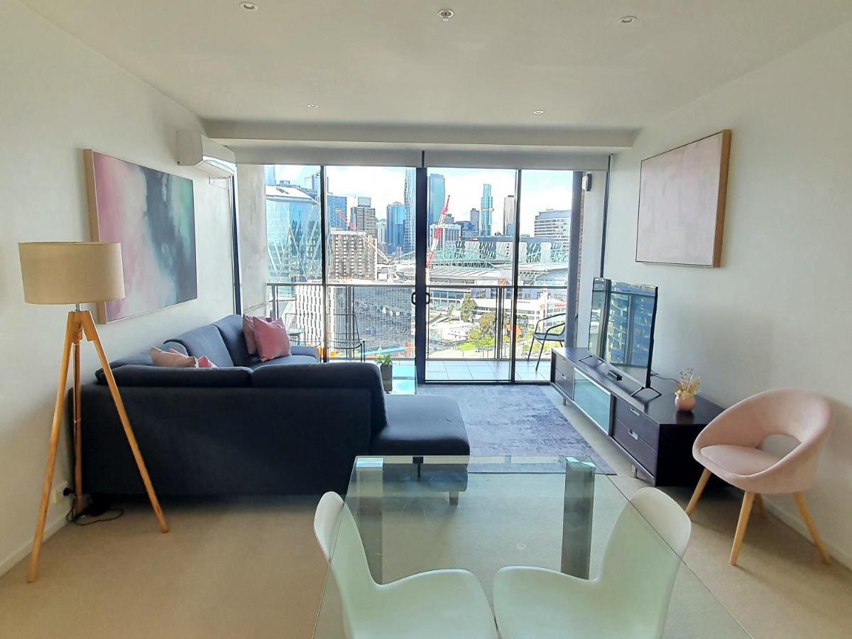 Harbour Escape Apartments Docklands Мельбурн Экстерьер фото