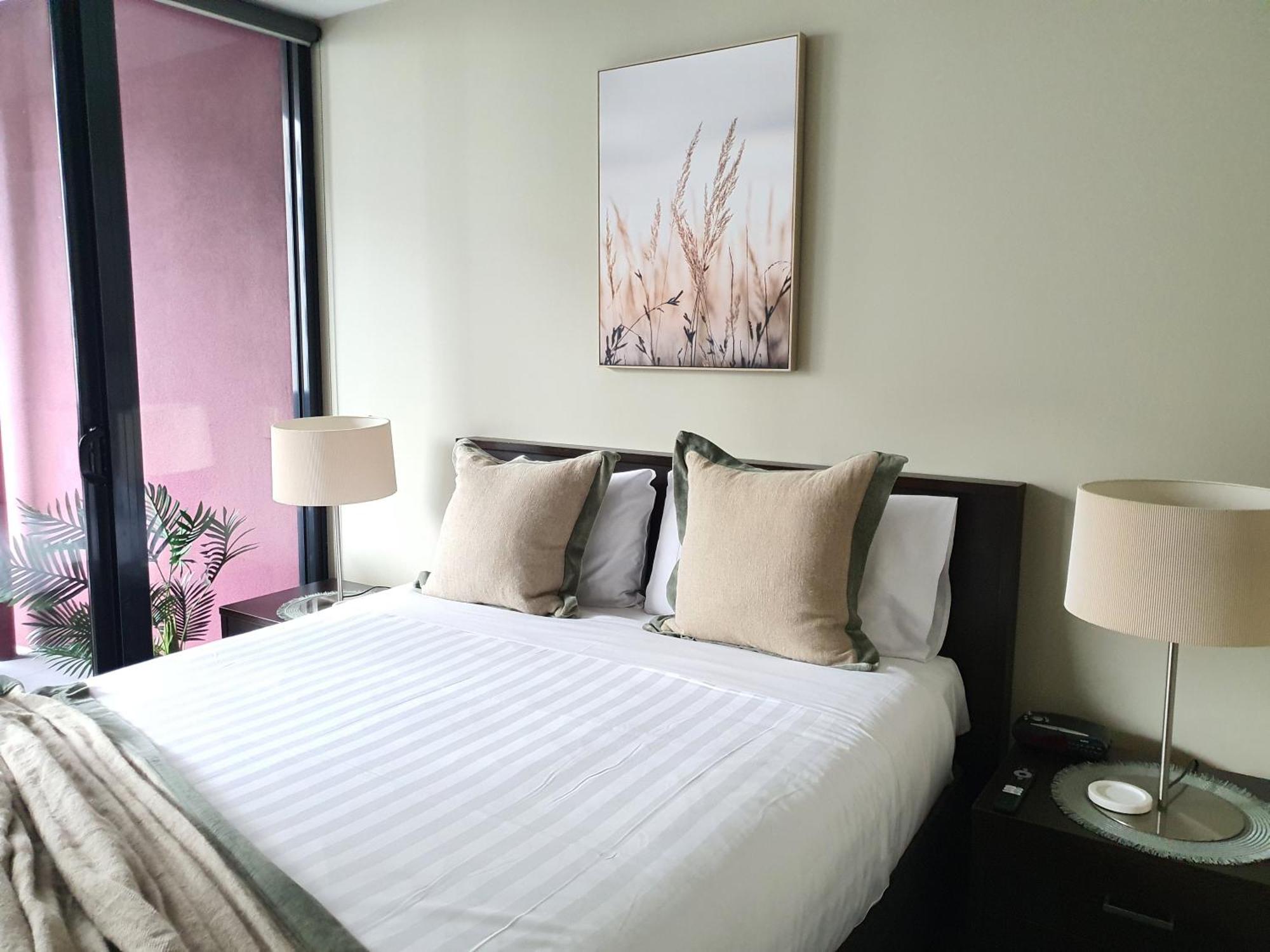 Harbour Escape Apartments Docklands Мельбурн Экстерьер фото